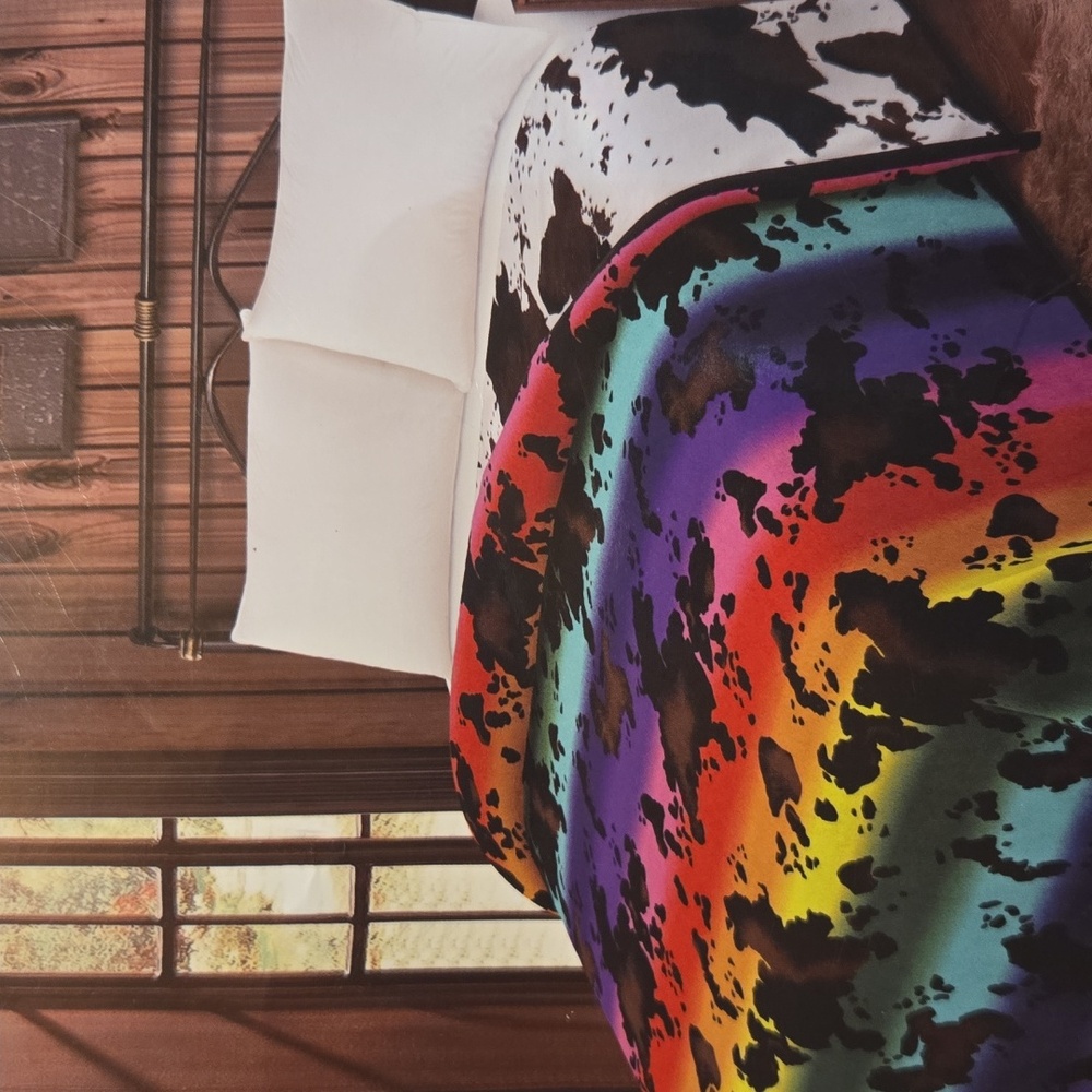 Western Linen MIA Super Soft Fleece Blanket - Cal King Size NWT